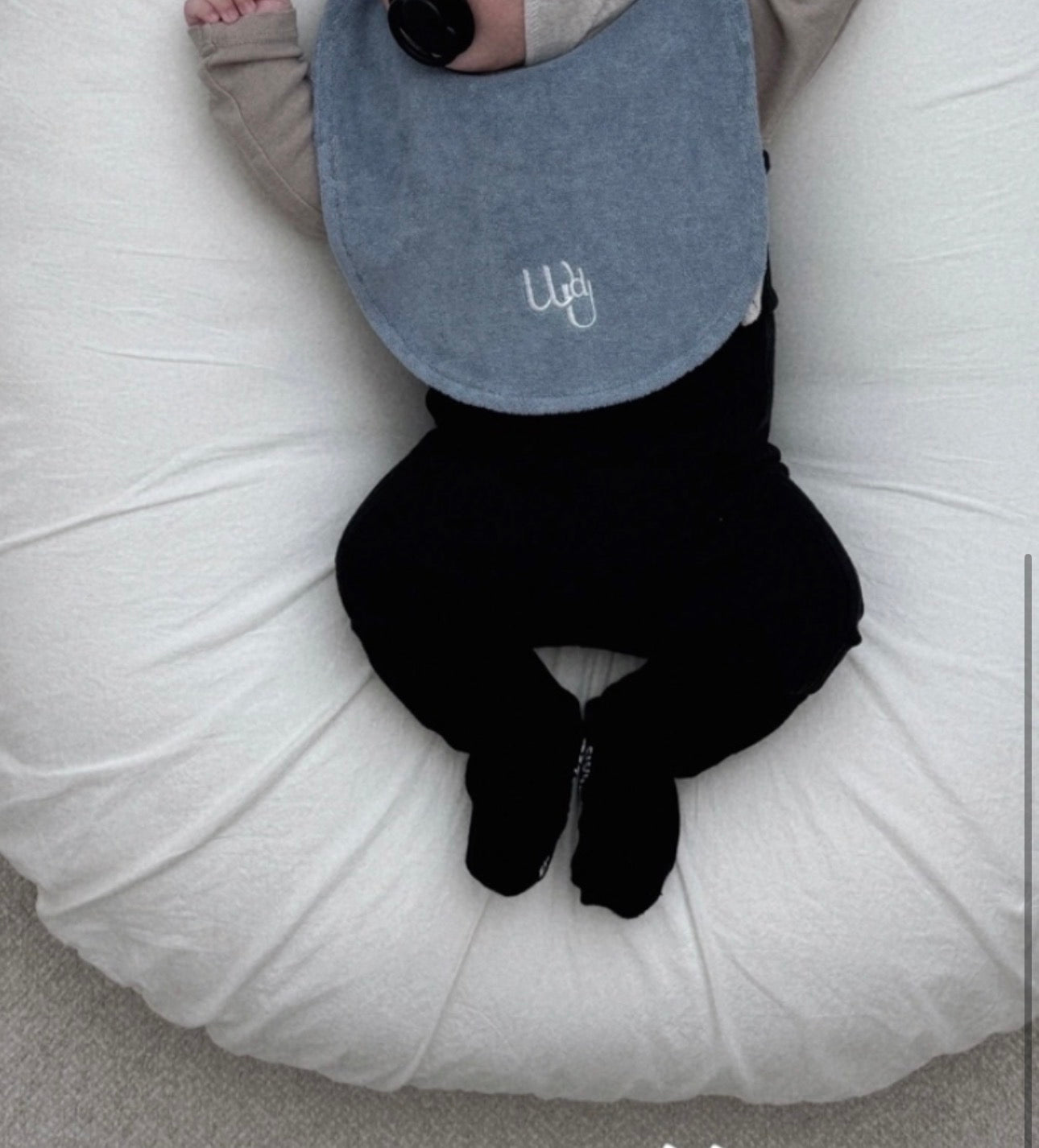 cloud terry bibs ☁️