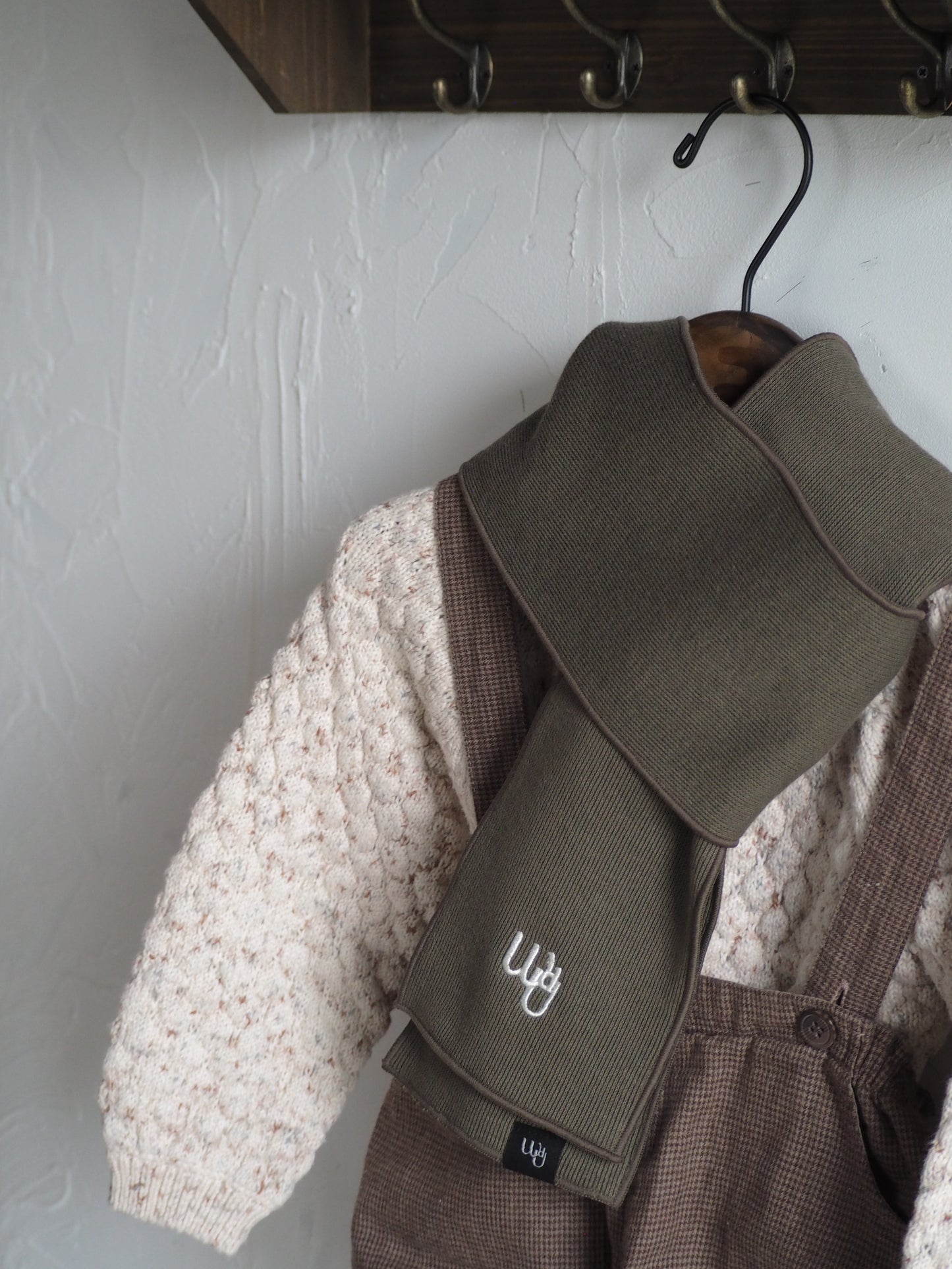 wouldu muffler / khaki