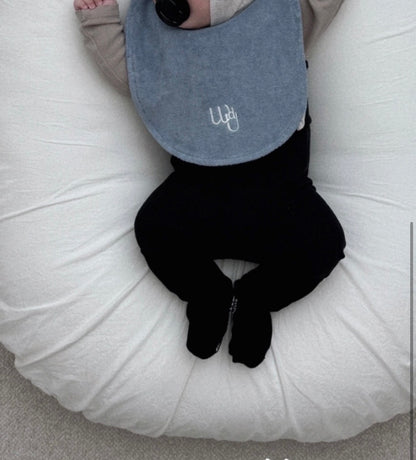 cloud terry bibs ☁️