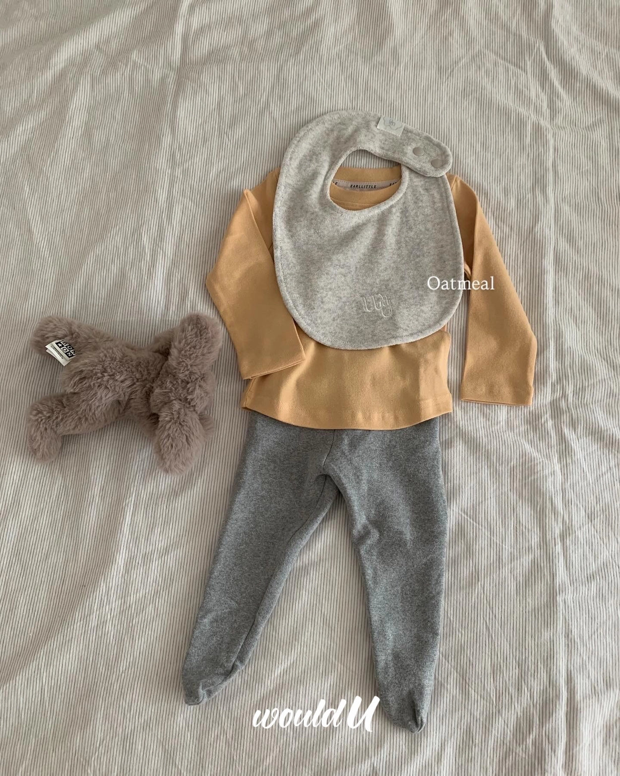 cloud terry bibs ☁️
