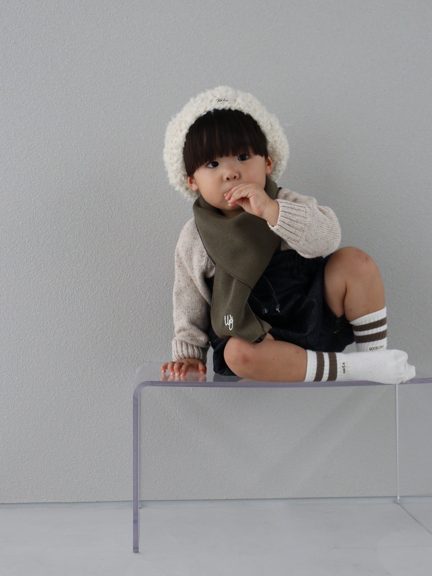 wouldu muffler / khaki